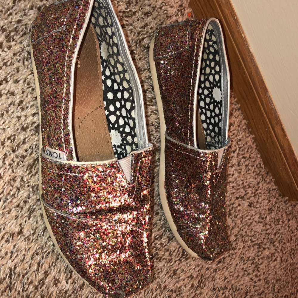 TOMS multi colored canvas shoes